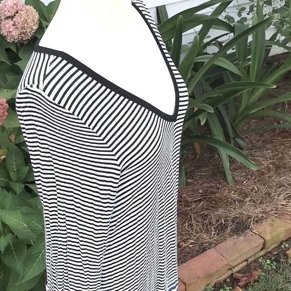 Max Studio Hi Lo Black and Cream Striped V-neck Long Sleeve Top Size Medium - Picture 3 of 11